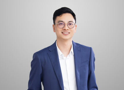 李天驰编程猫创始人兼 CEO          博闻强“智” 助力教育行业智慧蝶变          “在人工智能加持下，当下教育已到了一个变革基点和拐点。”李天驰表示，技术赋能叠加政策助力，正为现代教育体系搭建起新的基础底座。作为教育体系的有机组成，校外教育机构应积极探索创新教育范式，为校内教育提供有益补充。【阅读全文】